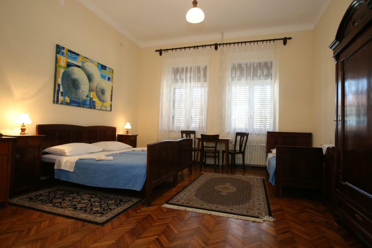Apartment & Rooms Three Angels Baska  Room photo