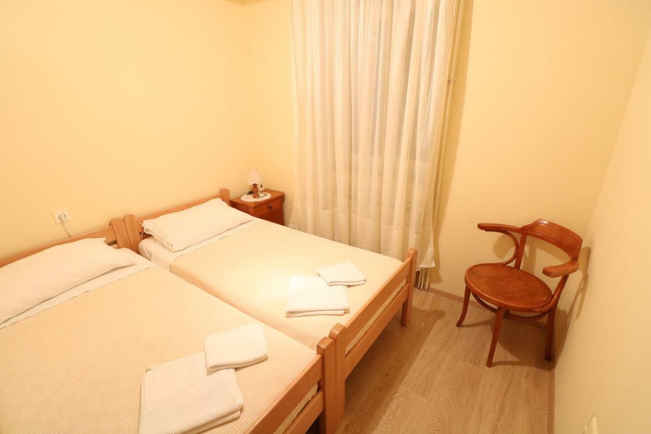 Apartment & Rooms Three Angels Baska  Exterior photo